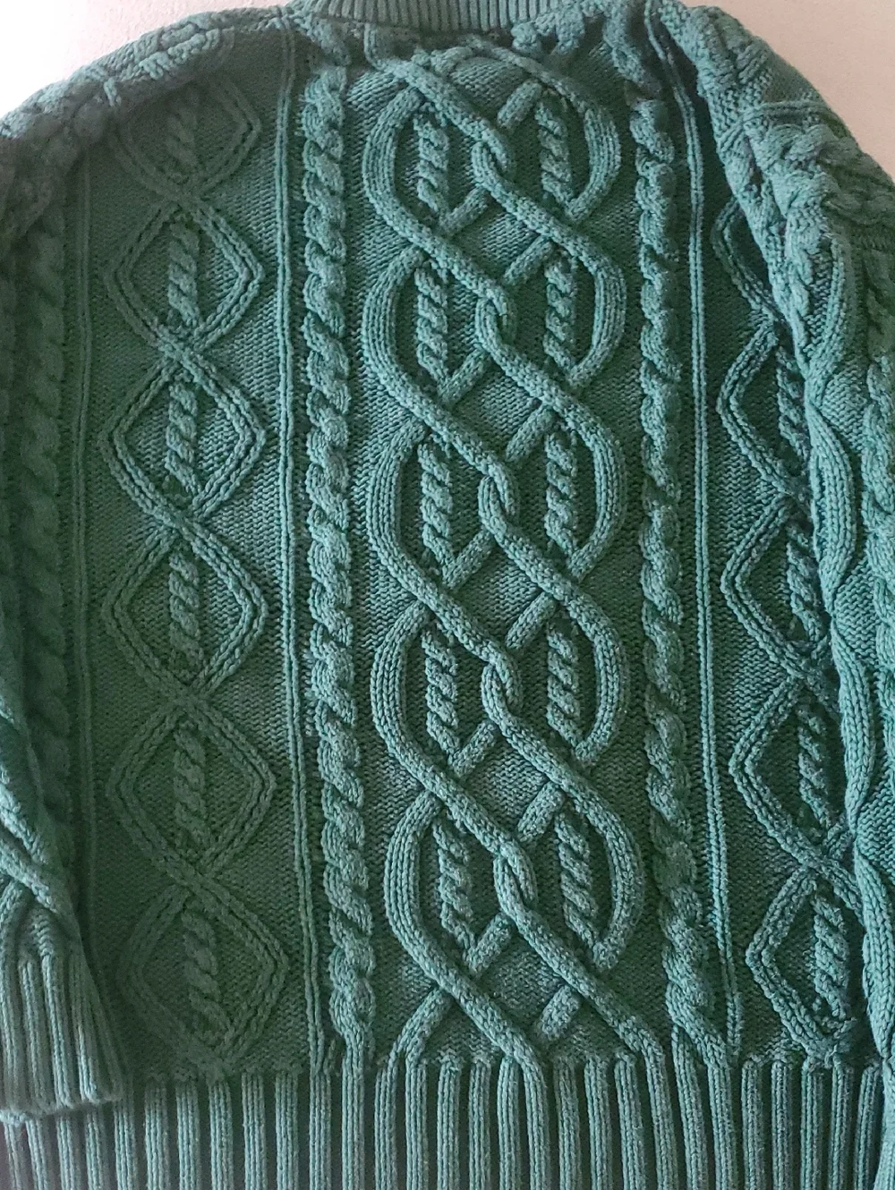 Vintage Cable Knit Sweater - Picture 3 of 4
